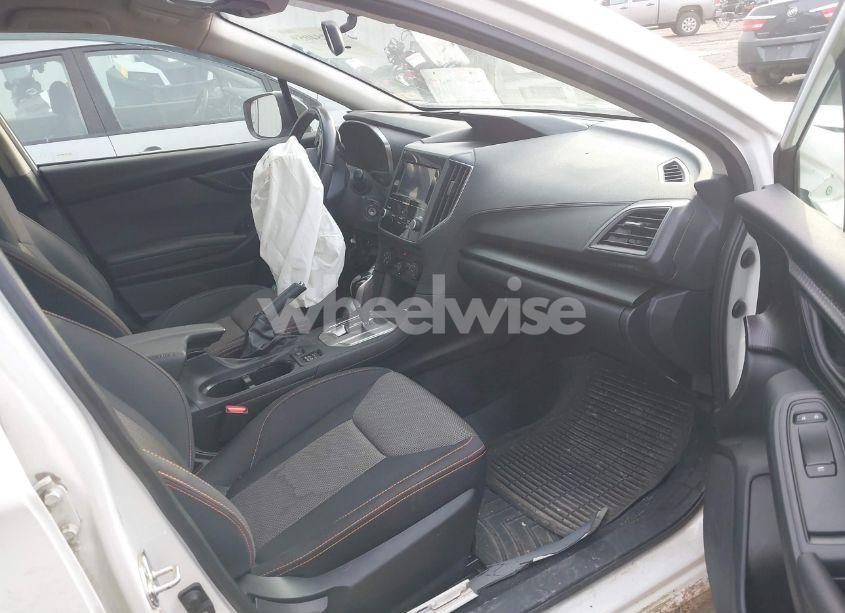 Photo 5 of 2018 Subaru Crosstrek 2.0I PREMIUM (VIN JF2GTABC8JH292908)