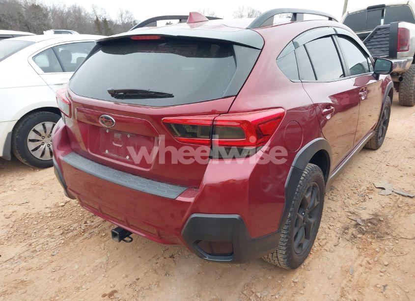 Photo 4 of 2018 Subaru Crosstrek 2.0I PREMIUM (VIN JF2GTABC9JH310235)