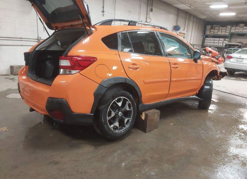 Photo 4 of 2018 Subaru Crosstrek 2.0I PREMIUM (VIN JF2GTABC9JH322109)