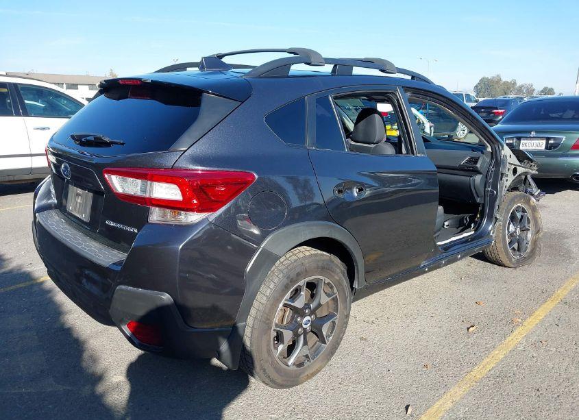 Photo 4 of 2018 Subaru Crosstrek 2.0I PREMIUM (VIN JF2GTABC9JH327164)