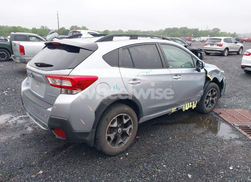 Photo 4 of 2018 Subaru Crosstrek 2.0I PREMIUM (VIN JF2GTABCXJH254130)