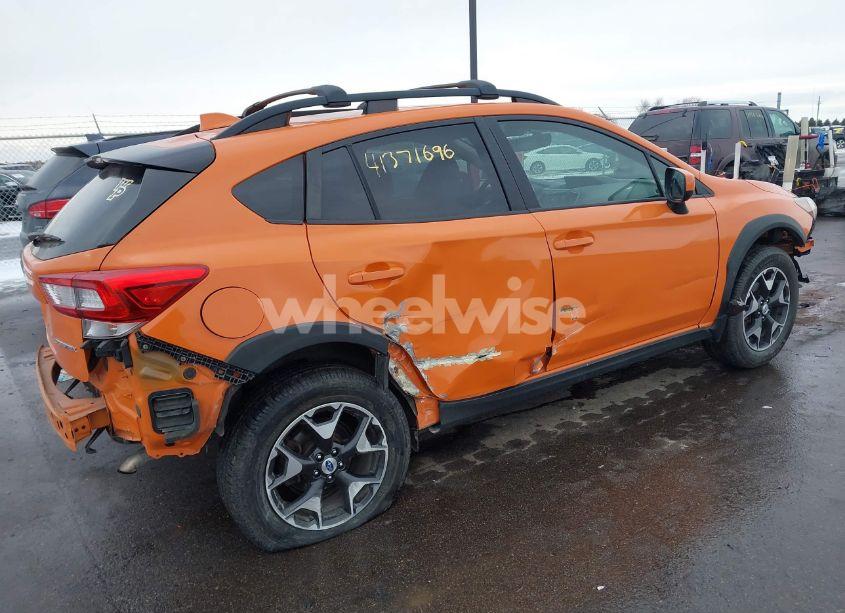 Photo 4 of 2018 Subaru Crosstrek 2.0I PREMIUM (VIN JF2GTABCXJH321342)