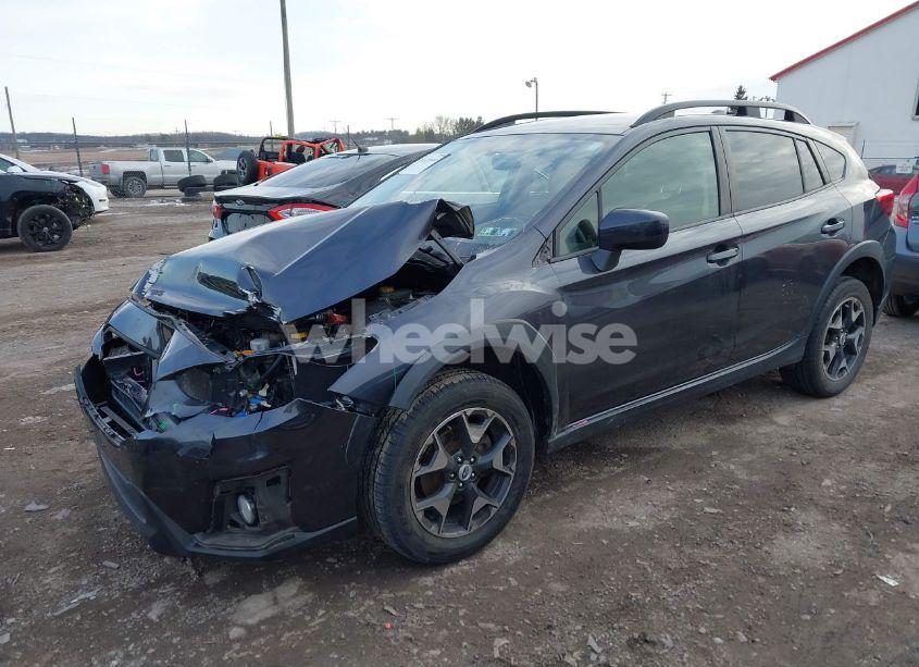 Photo 2 of 2018 Subaru Crosstrek 2.0I PREMIUM (VIN JF2GTABCXJH324547)