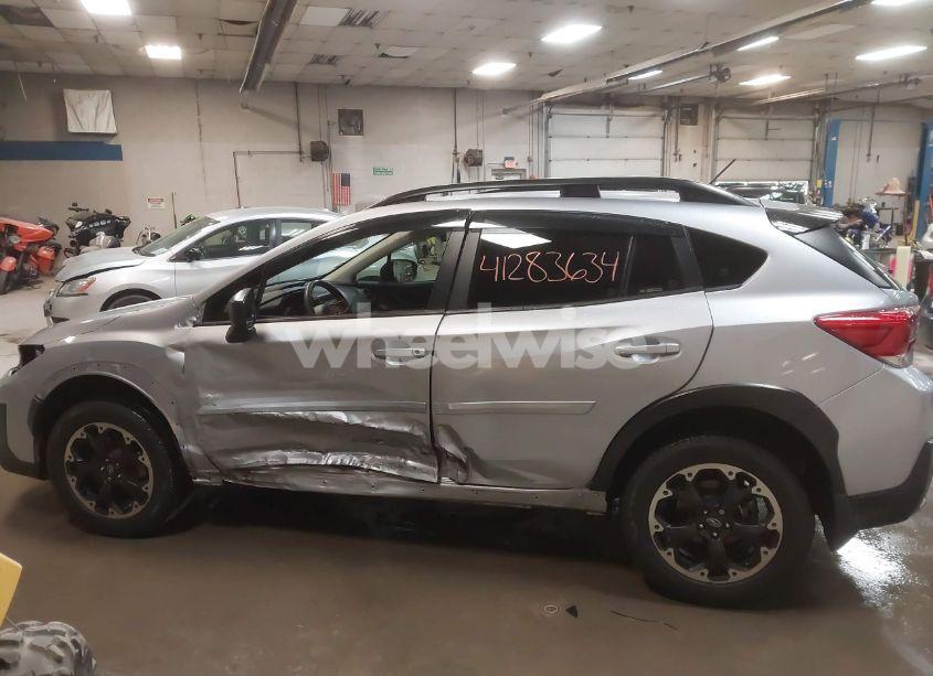 Photo 15 of 2022 Subaru Crosstrek (VIN JF2GTABCXN8258250)