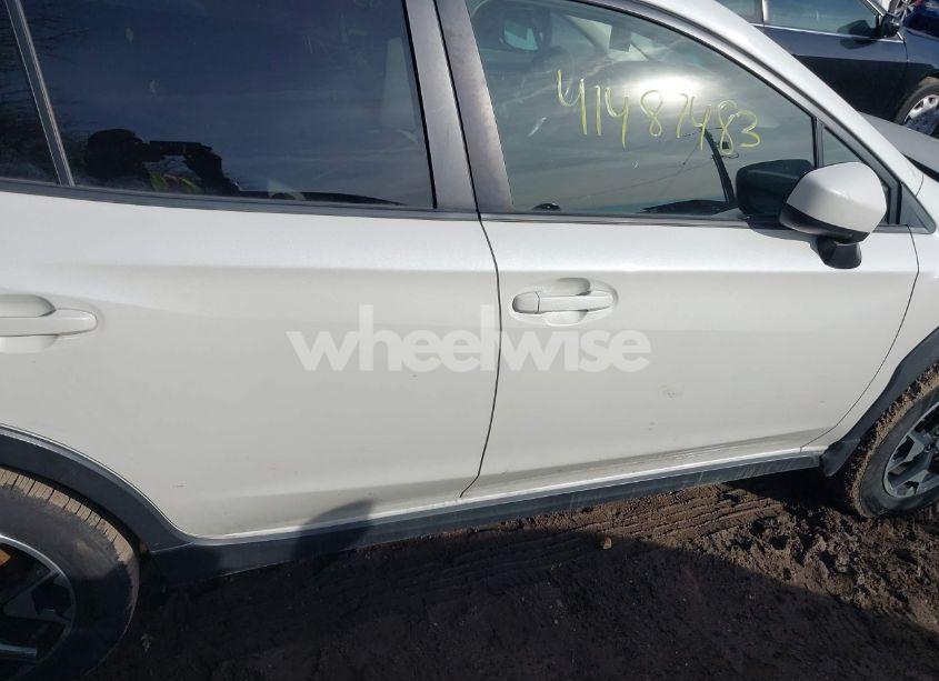 Photo 13 of 2018 Subaru Crosstrek 2.0I PREMIUM (VIN JF2GTACC0JH241630)