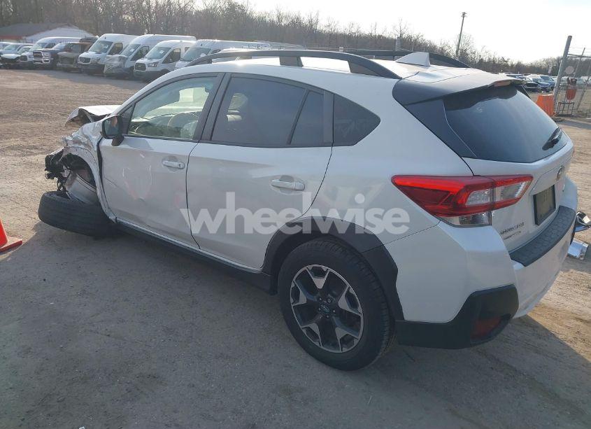 Photo 3 of 2019 Subaru Crosstrek 2.0I PREMIUM (VIN JF2GTACC1K8241475)