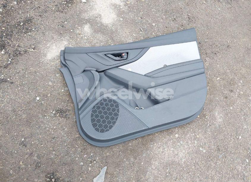 Photo 12 of 2022 Subaru Crosstrek PREMIUM (VIN JF2GTACC2N9227597)