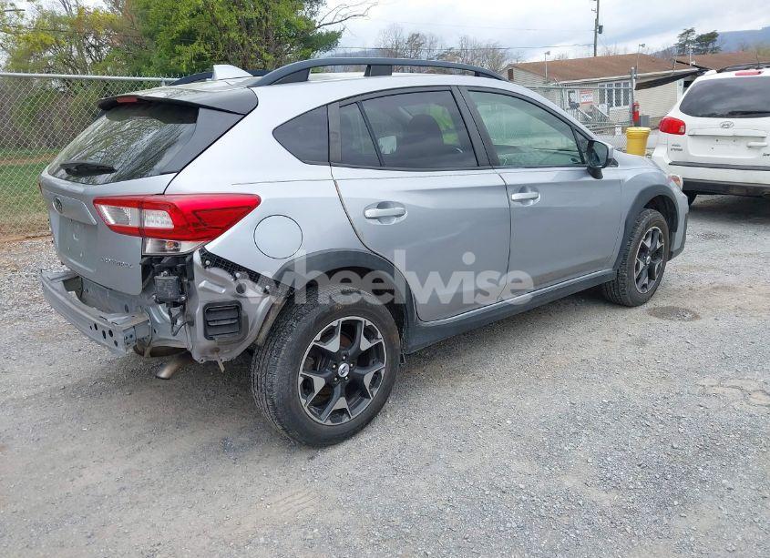 Photo 4 of 2018 Subaru Crosstrek 2.0I PREMIUM (VIN JF2GTACC3J8244196)