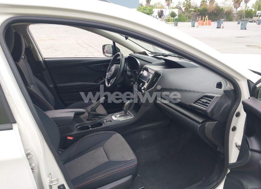 Photo 5 of 2019 Subaru Crosstrek 2.0I PREMIUM (VIN JF2GTACC3KH358748)