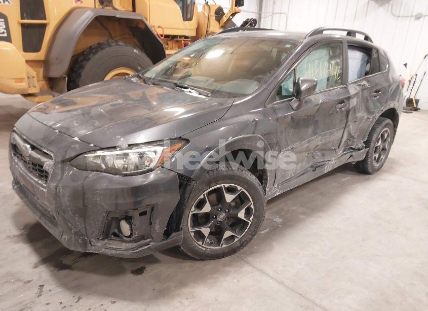 Photo 2 of 2020 Subaru Crosstrek PREMIUM (VIN JF2GTACC3L9235513)