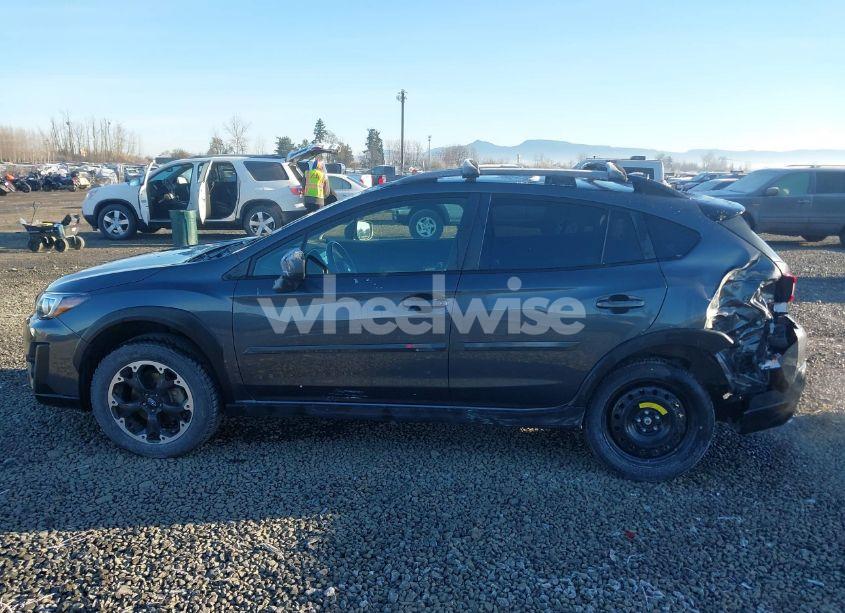 Photo 15 of 2021 Subaru Crosstrek PREMIUM (VIN JF2GTACC3M9328274)