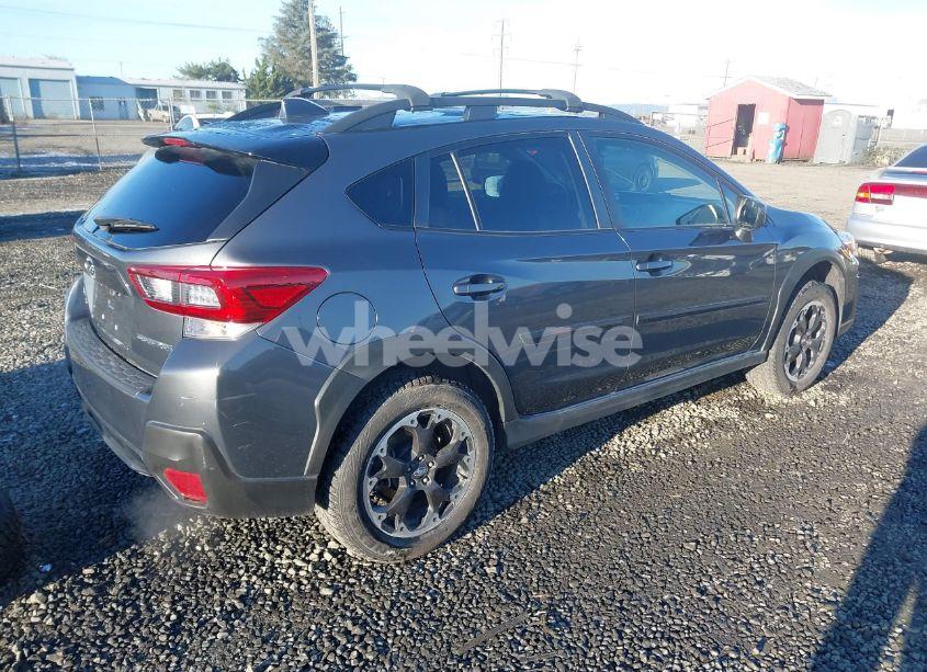 Photo 4 of 2021 Subaru Crosstrek PREMIUM (VIN JF2GTACC3M9328274)