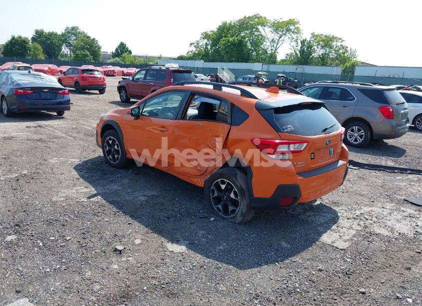 Photo 3 of 2019 Subaru Crosstrek PREMIUM (VIN JF2GTACC4KH202508)