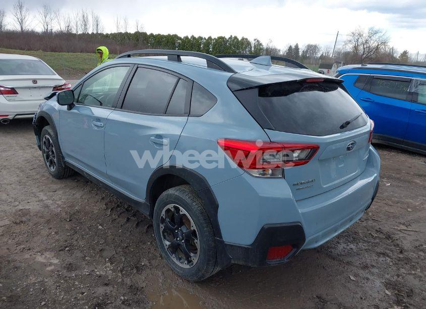 Photo 3 of 2022 Subaru Crosstrek PREMIUM (VIN JF2GTACC4NG279633)