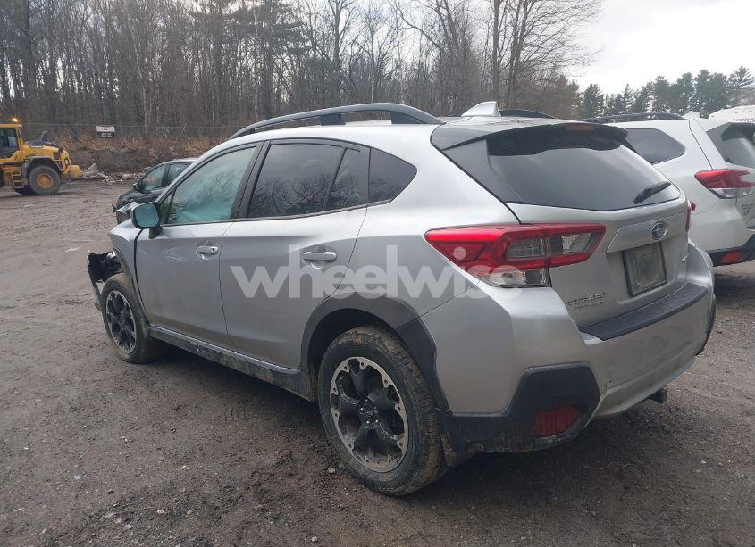 Photo 3 of 2021 Subaru Crosstrek PREMIUM (VIN JF2GTACC5MG364110)