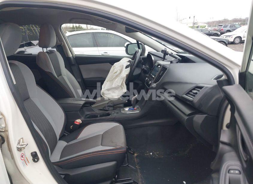 Photo 5 of 2019 Subaru Crosstrek 2.0I PREMIUM (VIN JF2GTACC7K8248429)