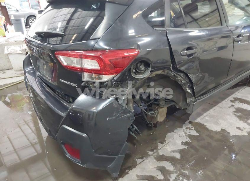 Photo 6 of 2019 Subaru Crosstrek 2.0I PREMIUM (VIN JF2GTACC7KG362646)