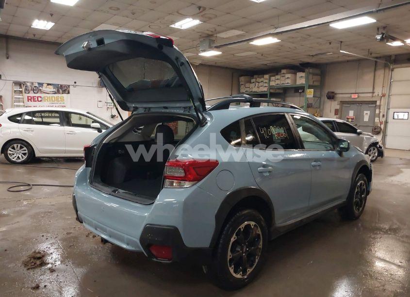 Photo 4 of 2022 Subaru Crosstrek PREMIUM (VIN JF2GTACC7N9221567)