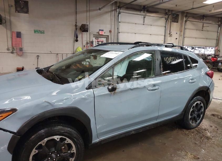 Photo 6 of 2022 Subaru Crosstrek PREMIUM (VIN JF2GTACC7N9221567)