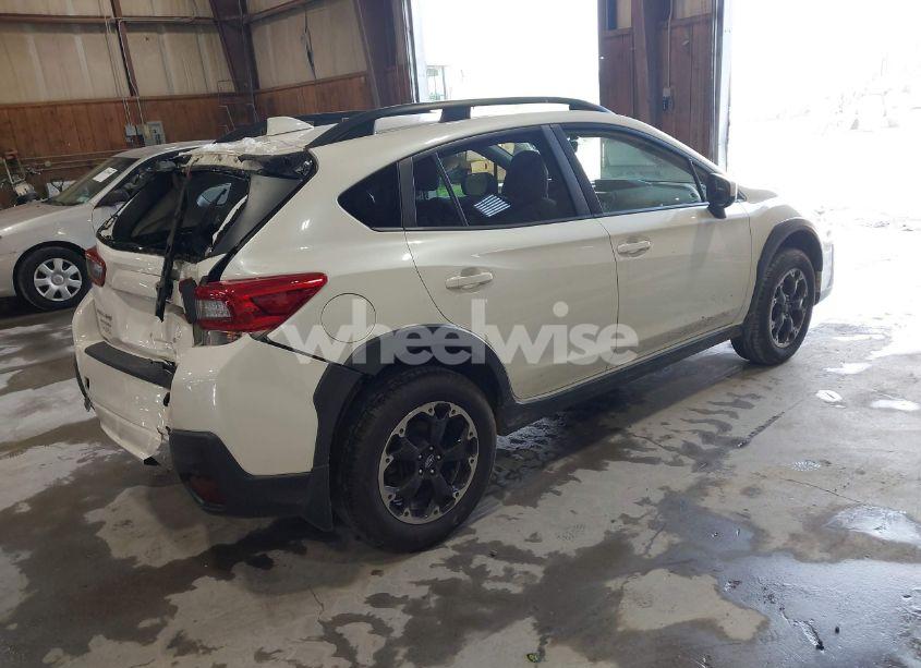 Photo 4 of 2021 Subaru Crosstrek PREMIUM (VIN JF2GTACC8MG244687)