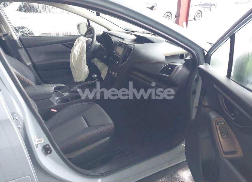 Photo 5 of 2022 Subaru Crosstrek PREMIUM (VIN JF2GTACC8NG280302)