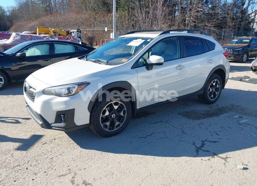 Photo 2 of 2018 Subaru Crosstrek 2.0I PREMIUM (VIN JF2GTACCXJH224611)