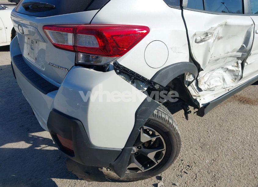 Photo 6 of 2018 Subaru Crosstrek 2.0I PREMIUM (VIN JF2GTACCXJH224611)