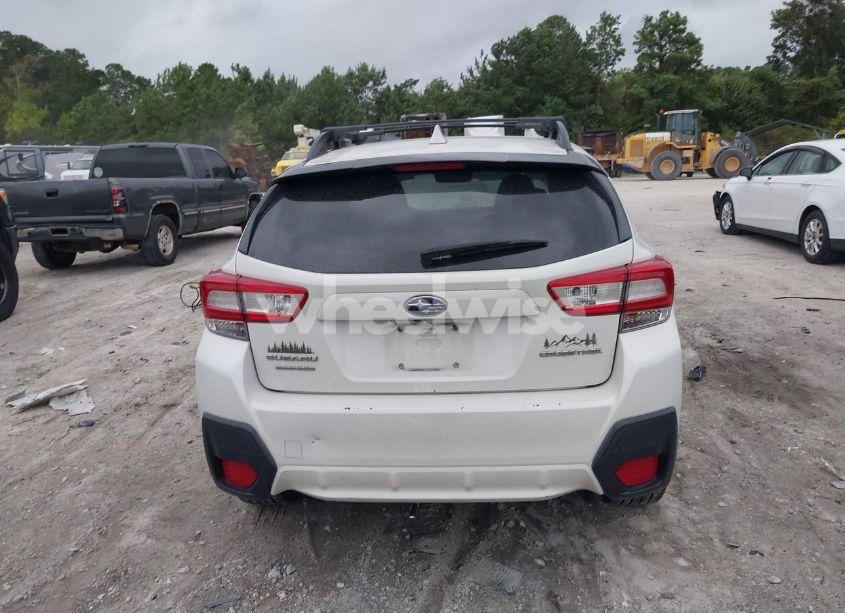 Photo 16 of 2018 Subaru Crosstrek 2.0I PREMIUM (VIN JF2GTADC1J8241912)