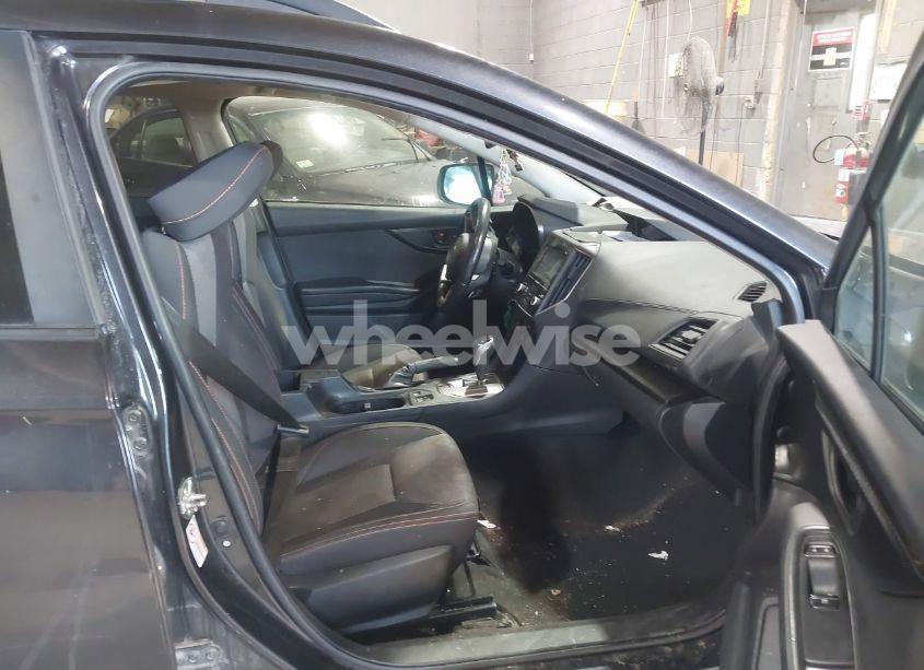 Photo 5 of 2018 Subaru Crosstrek 2.0I PREMIUM (VIN JF2GTADC1J8303924)