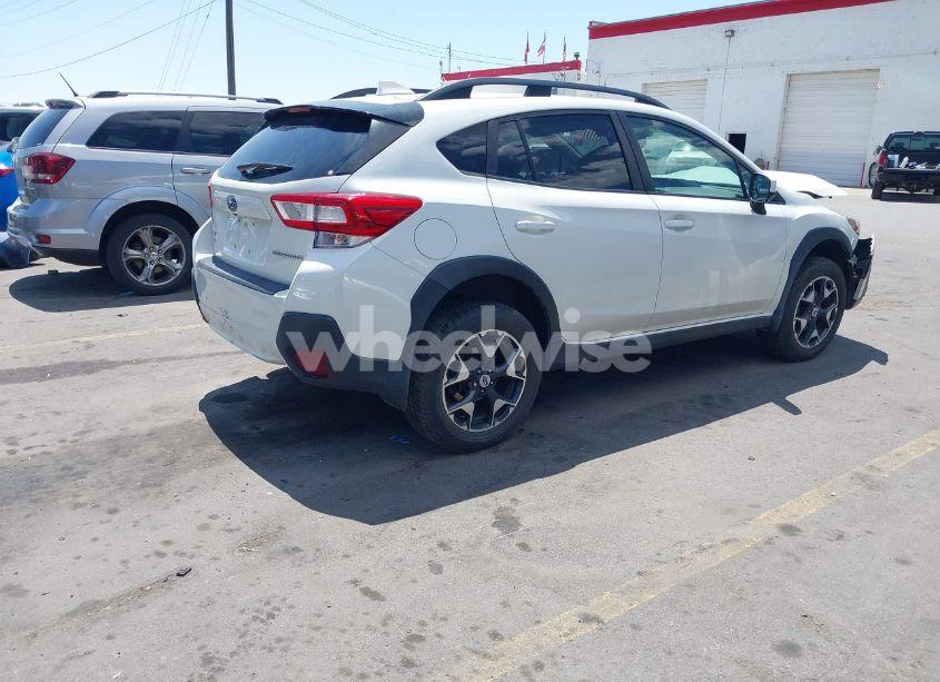 Photo 4 of 2018 Subaru Crosstrek 2.0I PREMIUM (VIN JF2GTADC4J8335945)