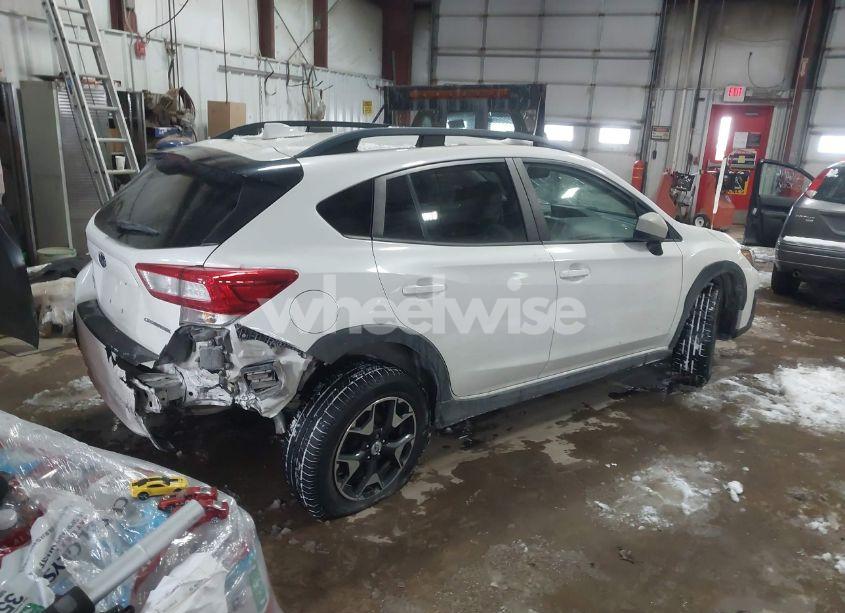 Photo 4 of 2018 Subaru Crosstrek 2.0I PREMIUM (VIN JF2GTADC4J8337341)