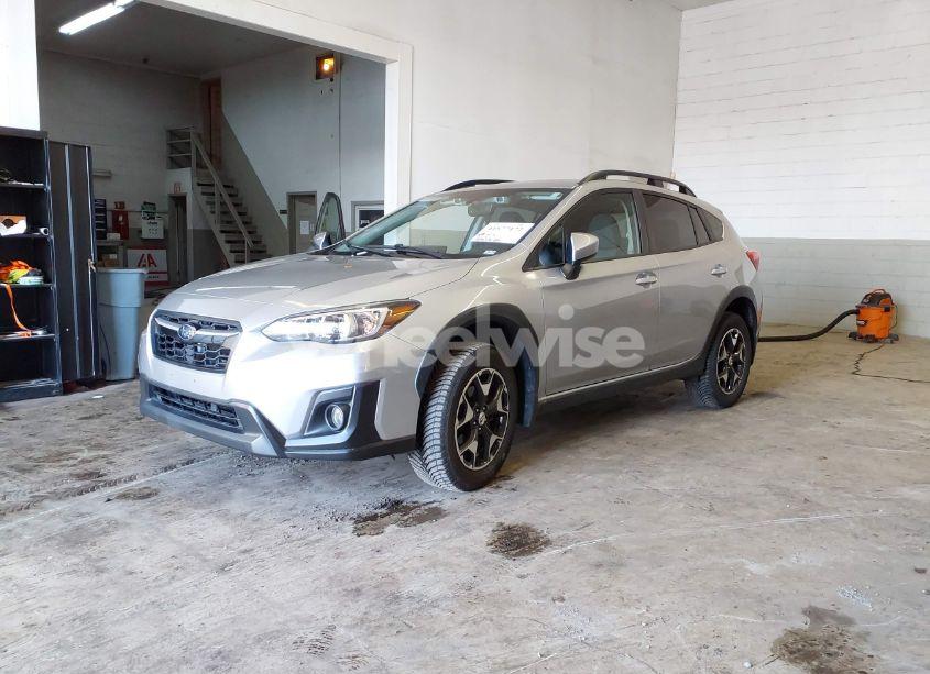 Photo 2 of 2018 Subaru Crosstrek 2.0I PREMIUM (VIN JF2GTADC4JH301598)