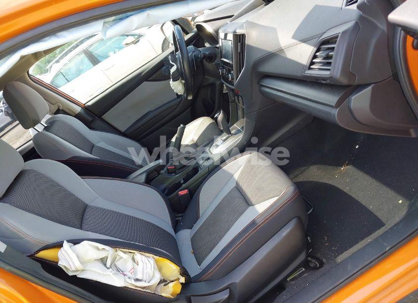 Photo 5 of 2019 Subaru Crosstrek 2.0I PREMIUM (VIN JF2GTADC4K8356117)