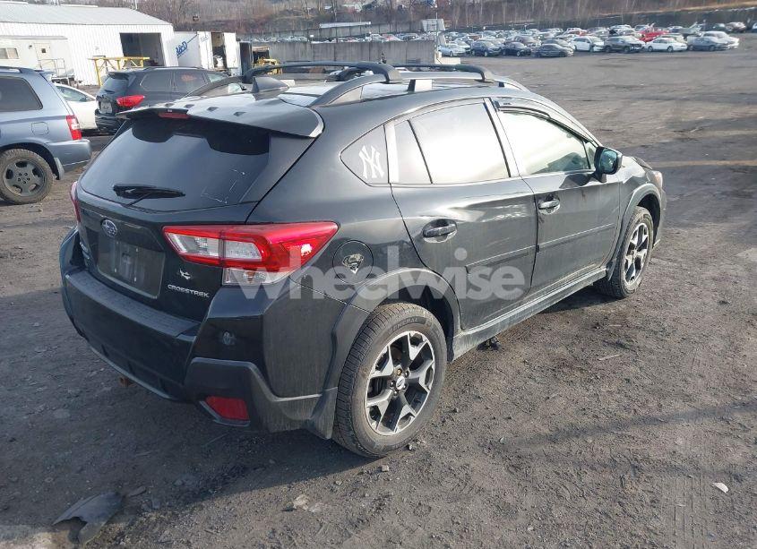 Photo 4 of 2018 Subaru Crosstrek 2.0I PREMIUM (VIN JF2GTADC5J8244750)