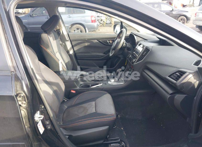 Photo 5 of 2018 Subaru Crosstrek 2.0I PREMIUM (VIN JF2GTADC5J8244750)