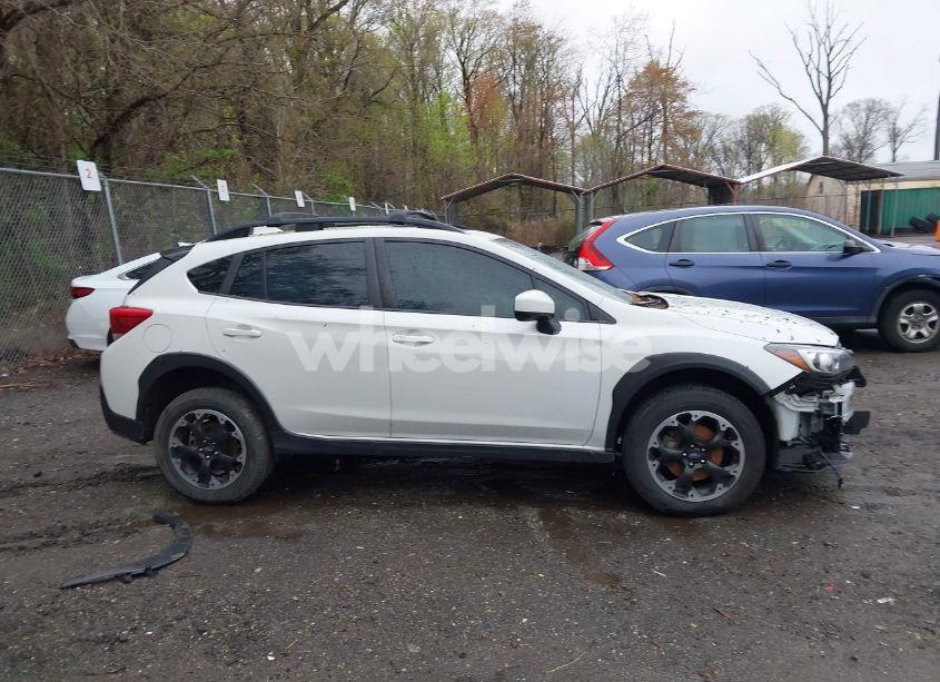 Photo 13 of 2022 Subaru Crosstrek PREMIUM (VIN JF2GTAEC0NH216620)
