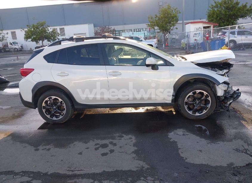 Photo 14 of 2022 Subaru Crosstrek PREMIUM (VIN JF2GTAEC0NH221817)