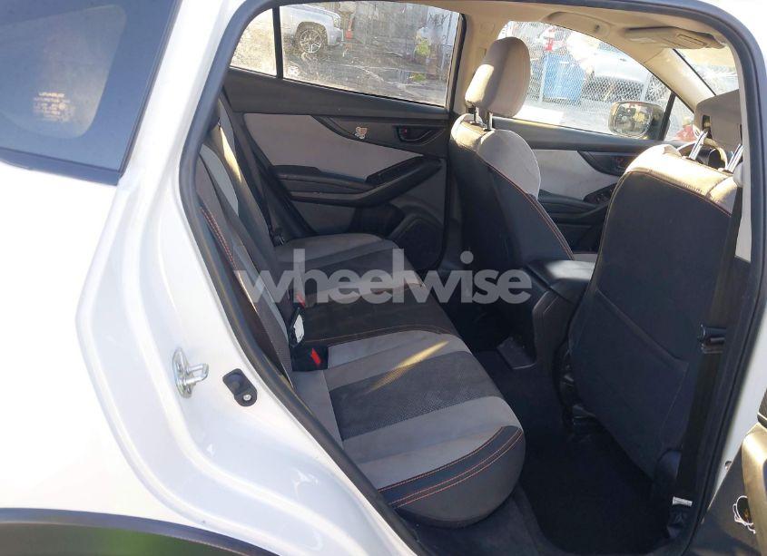 Photo 8 of 2022 Subaru Crosstrek PREMIUM (VIN JF2GTAEC0NH221817)