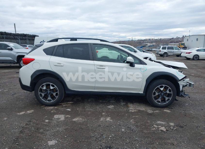 Photo 12 of 2020 Subaru Crosstrek PREMIUM (VIN JF2GTAEC1L8233844)