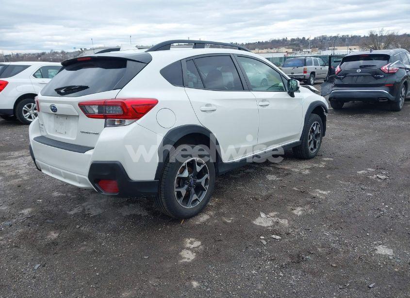 Photo 4 of 2020 Subaru Crosstrek PREMIUM (VIN JF2GTAEC1L8233844)