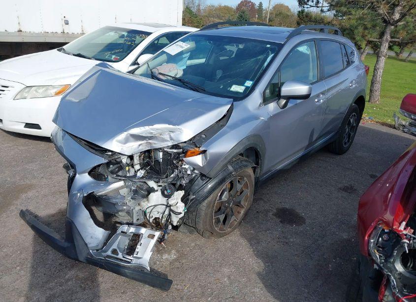 Photo 2 of 2020 Subaru Crosstrek PREMIUM (VIN JF2GTAEC1L8269775)