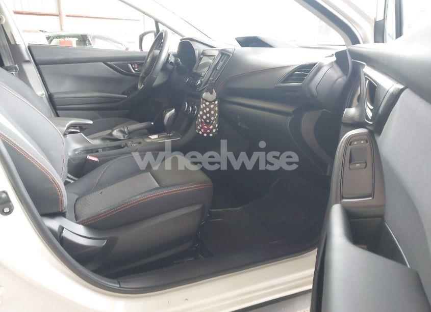 Photo 5 of 2022 Subaru Crosstrek PREMIUM (VIN JF2GTAEC1NH274848)