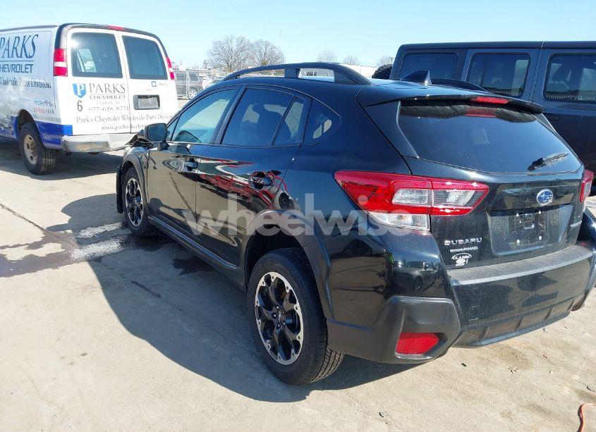 Photo 3 of 2021 Subaru Crosstrek PREMIUM (VIN JF2GTAEC2M8371538)