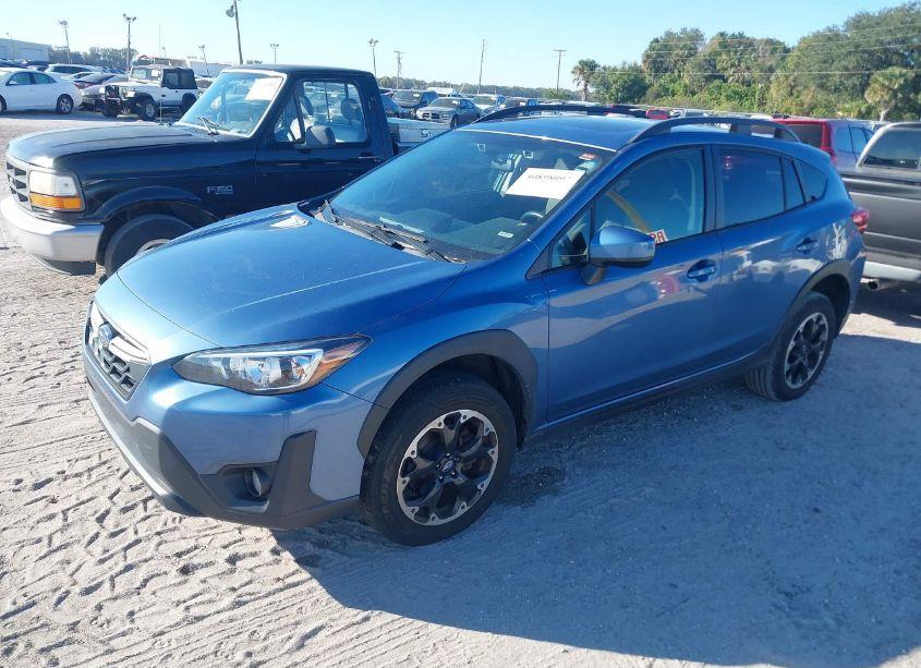 Photo 2 of 2021 Subaru Crosstrek PREMIUM (VIN JF2GTAEC2MH292323)