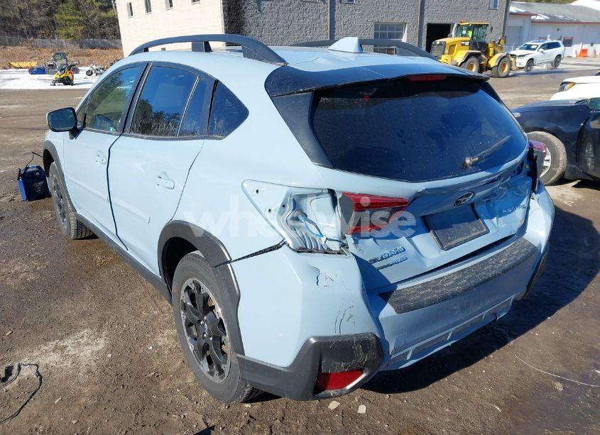 Photo 3 of 2022 Subaru Crosstrek PREMIUM (VIN JF2GTAEC2NH277547)