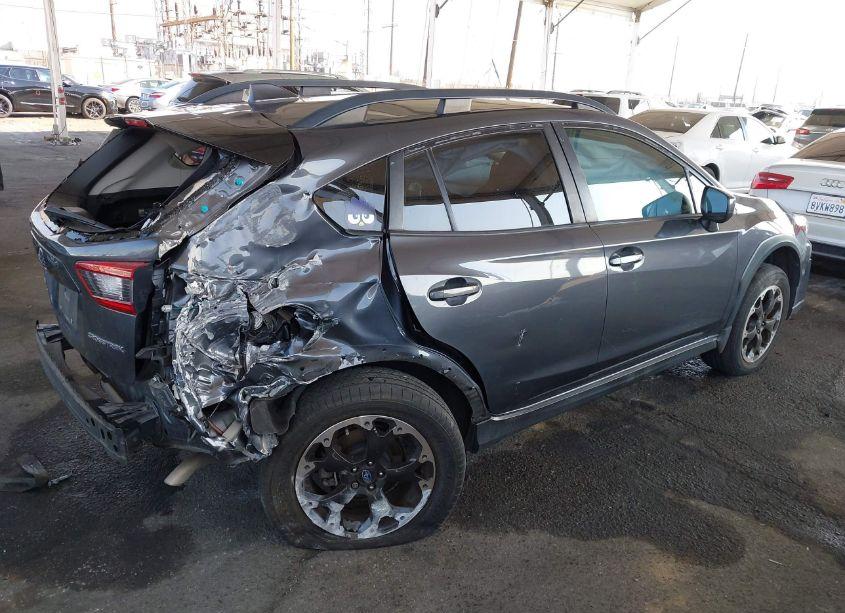 Photo 4 of 2021 Subaru Crosstrek PREMIUM (VIN JF2GTAEC3M8313616)