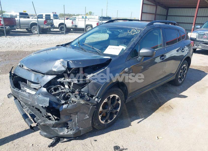 Photo 2 of 2021 Subaru Crosstrek PREMIUM (VIN JF2GTAEC4M8279380)