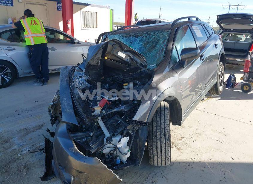 Photo 2 of 2021 Subaru Crosstrek PREMIUM (VIN JF2GTAEC4M8291898)