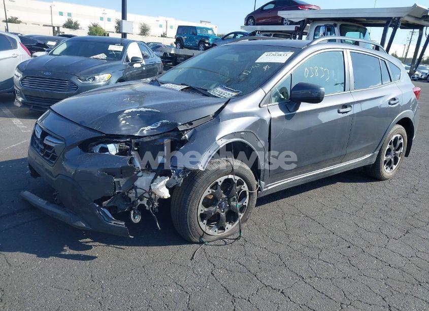 Photo 2 of 2021 Subaru Crosstrek PREMIUM (VIN JF2GTAEC4M8388244)