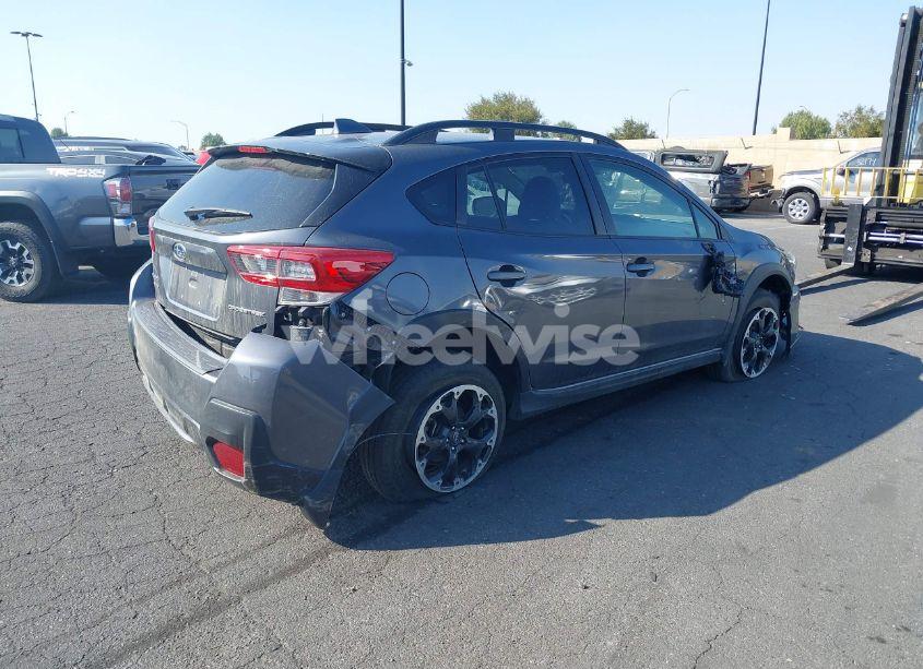 Photo 4 of 2021 Subaru Crosstrek PREMIUM (VIN JF2GTAEC4M8388244)
